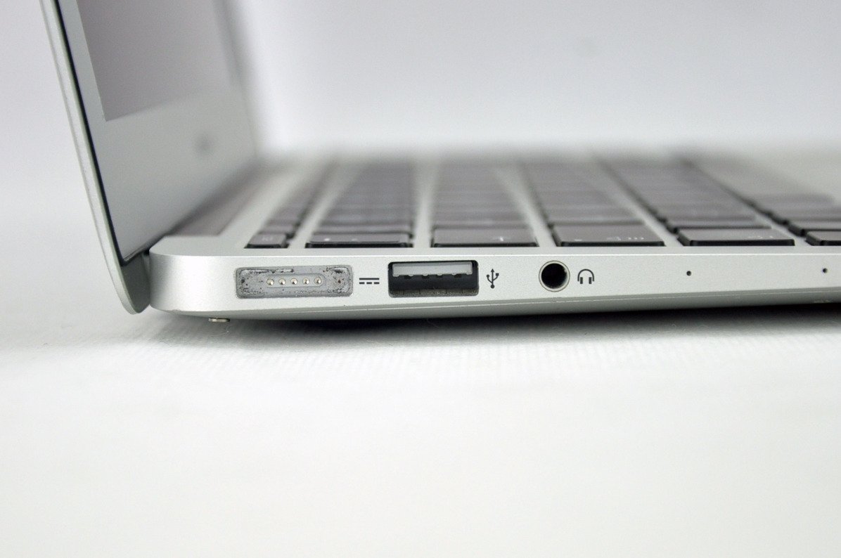 Laptop Apple Air A1465 i5-5250U 4 GB 11,6" HD A-